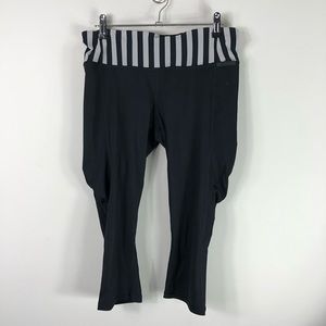 Lululemon Crop Black Leggings Yoga  Striped 293